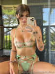 Ari Kytsya Nude Gallery