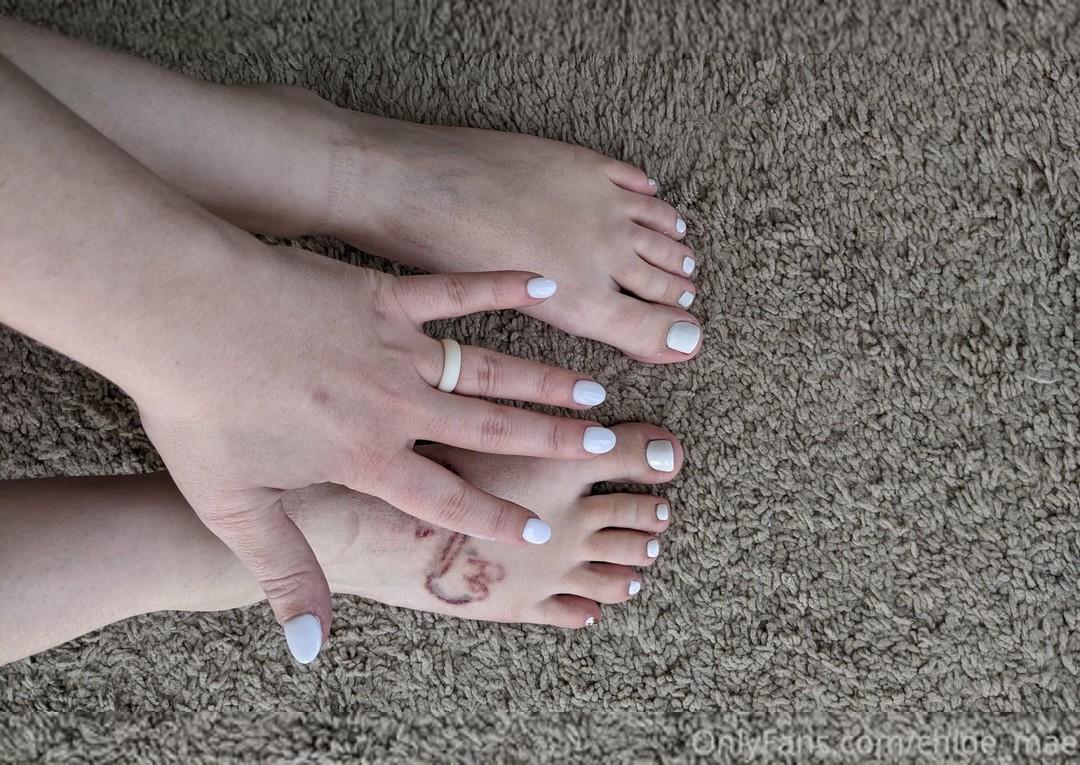 Chloe Mae Nude Gallery