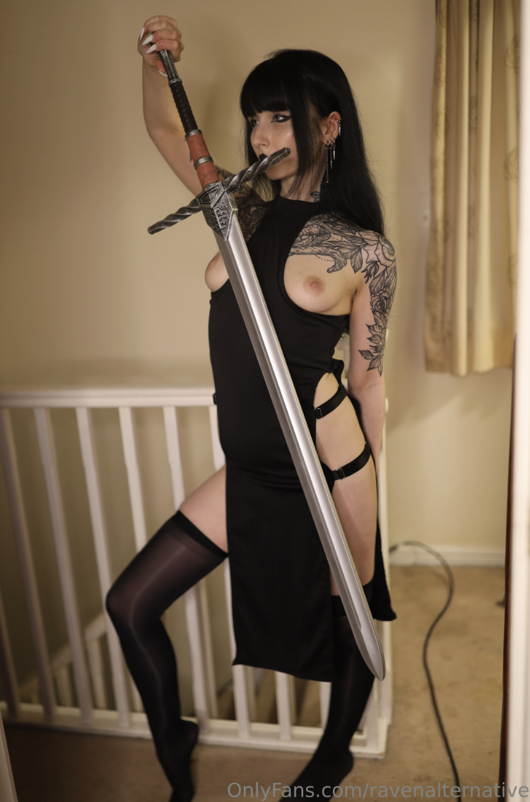 RavenAlternative Nude Gallery