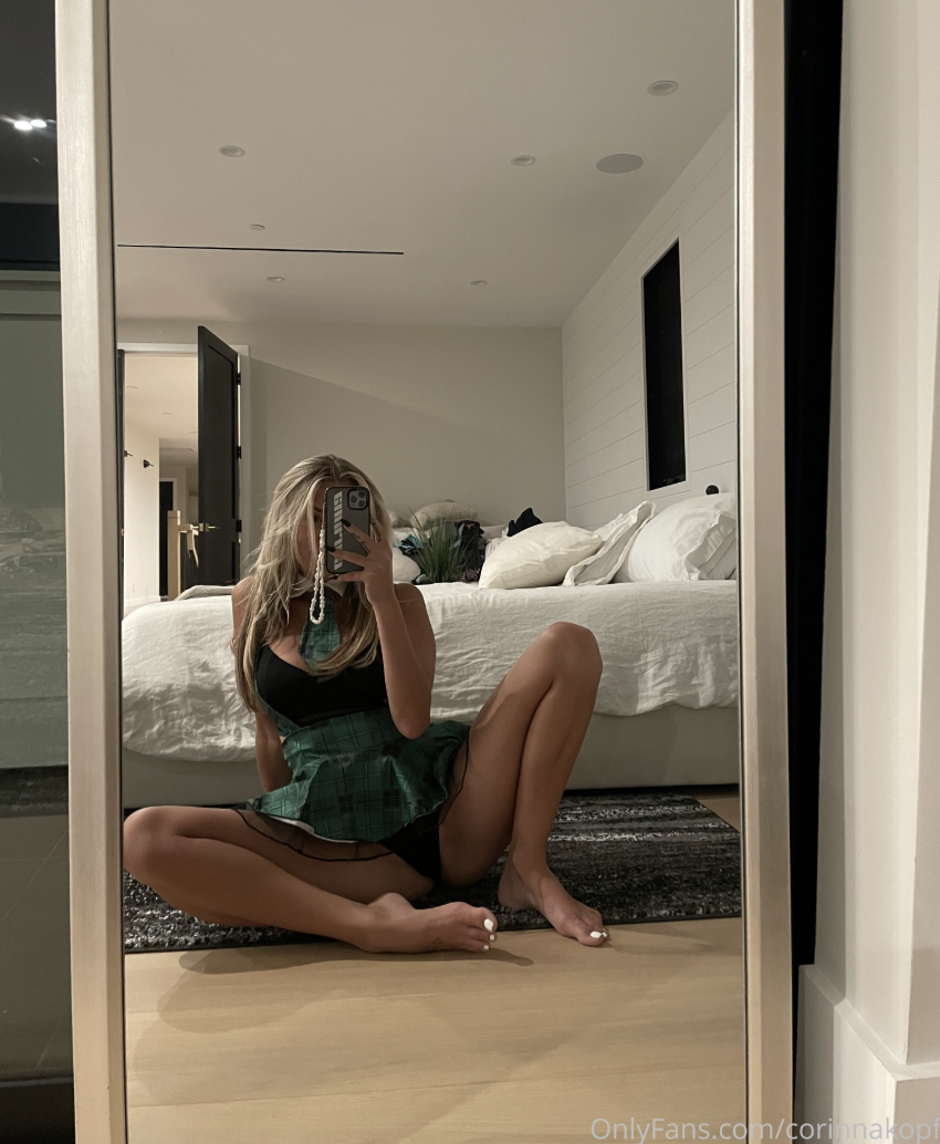 Corinna Kopf Nude Pictures