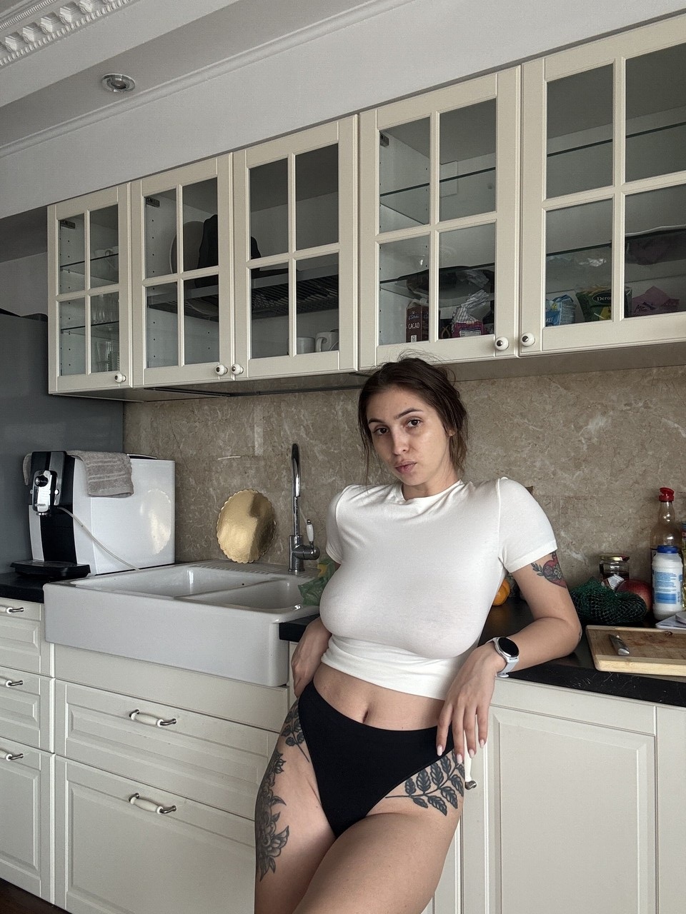 Sultan Aisu Nude Pictures