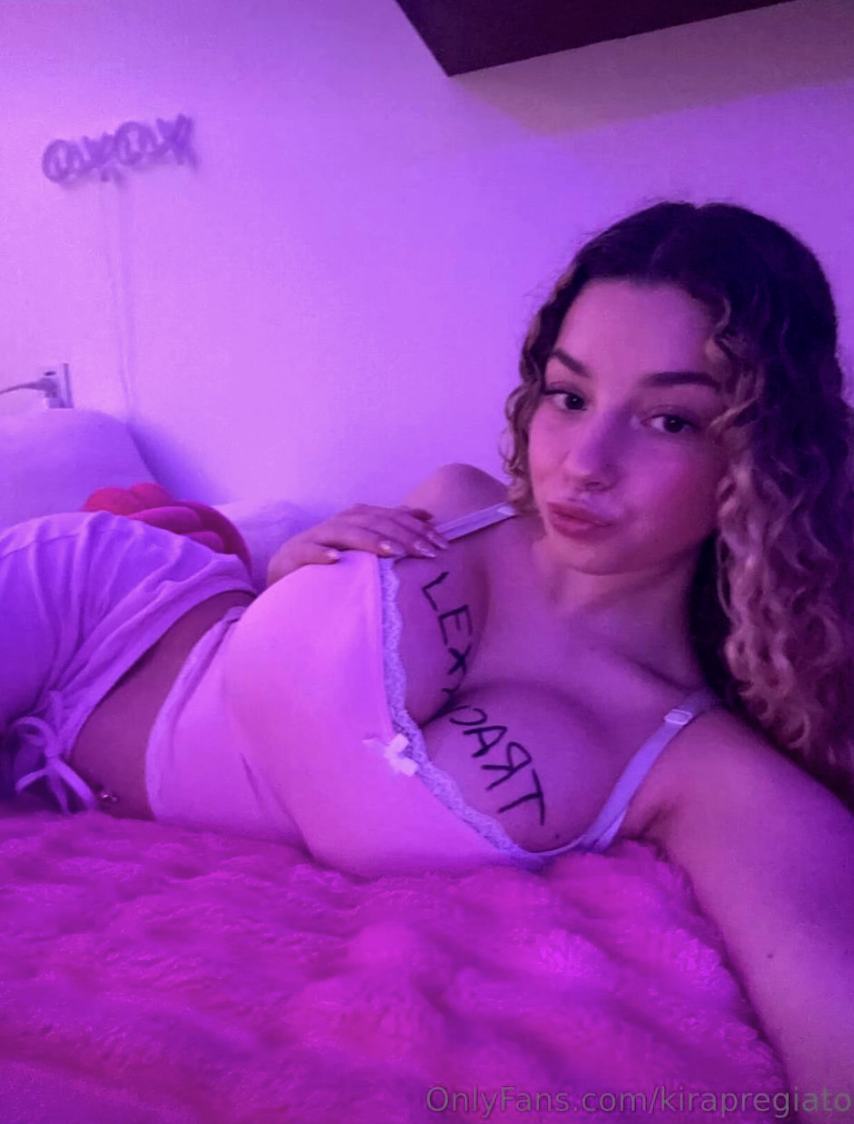 Kira Pregiato OnlyFans Pictures
